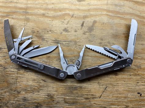 Wave Plus  . . Leatherman charge disassembly